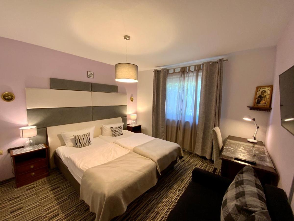 Hotel Attache Raunheim Dış mekan fotoğraf
