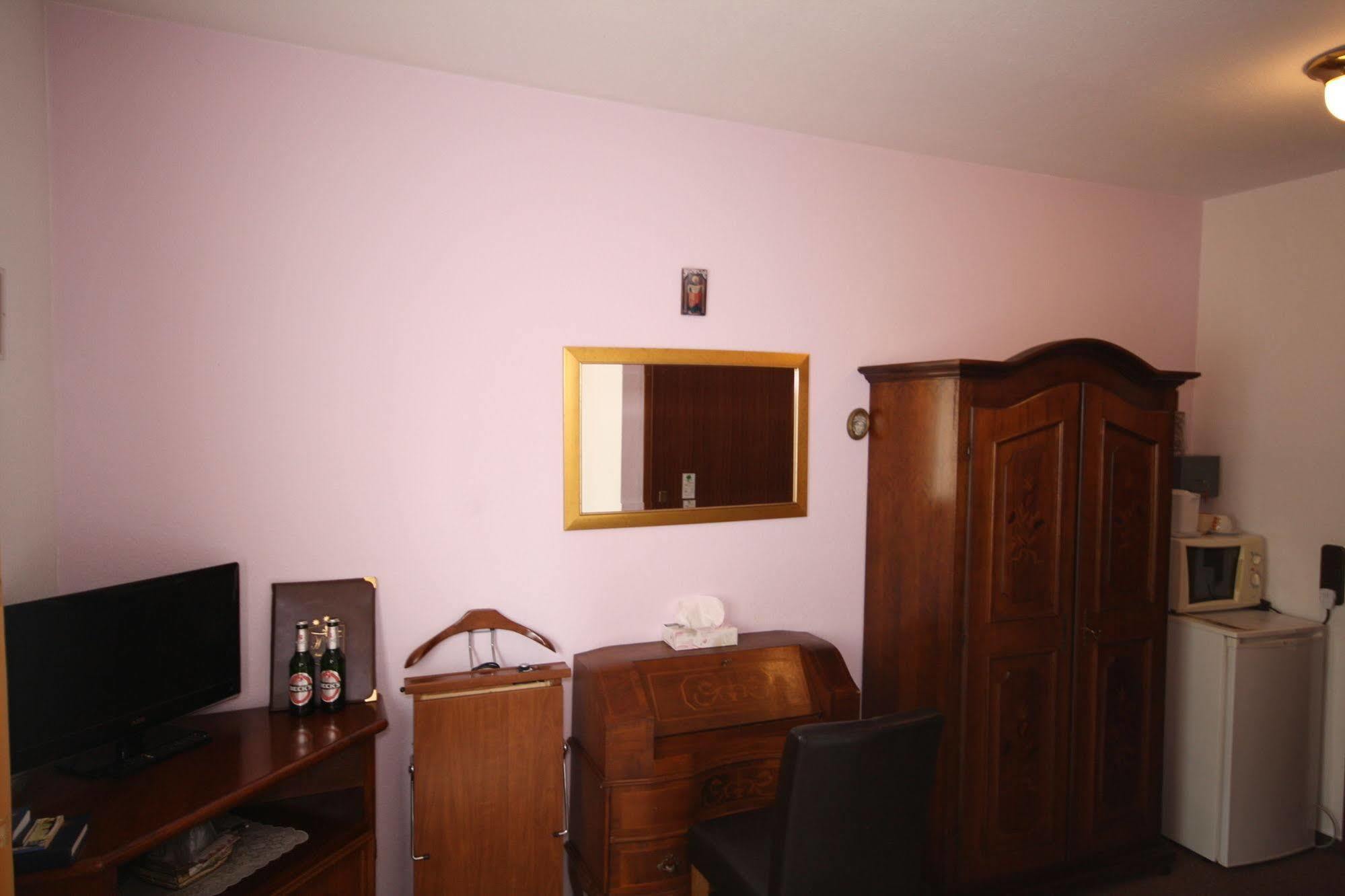 Hotel Attache Raunheim Dış mekan fotoğraf