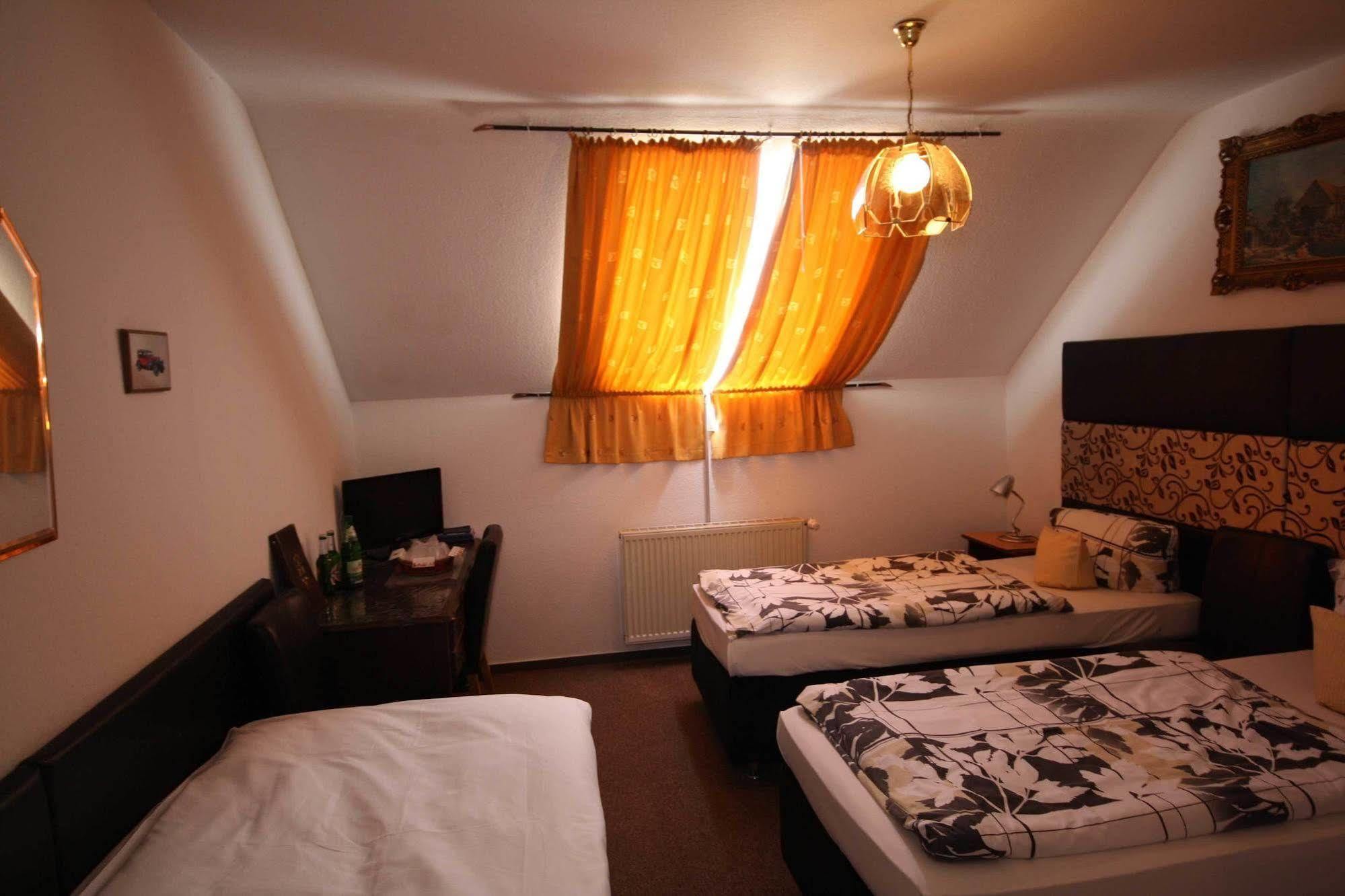 Hotel Attache Raunheim Dış mekan fotoğraf