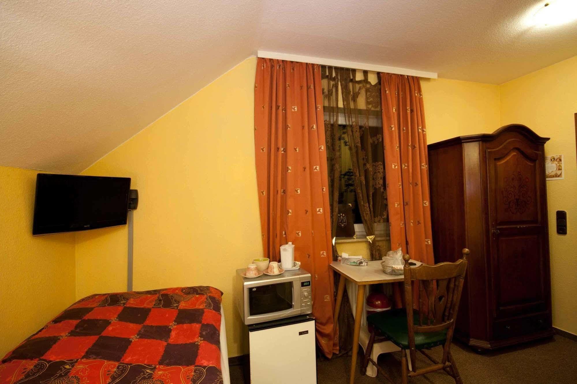 Hotel Attache Raunheim Dış mekan fotoğraf