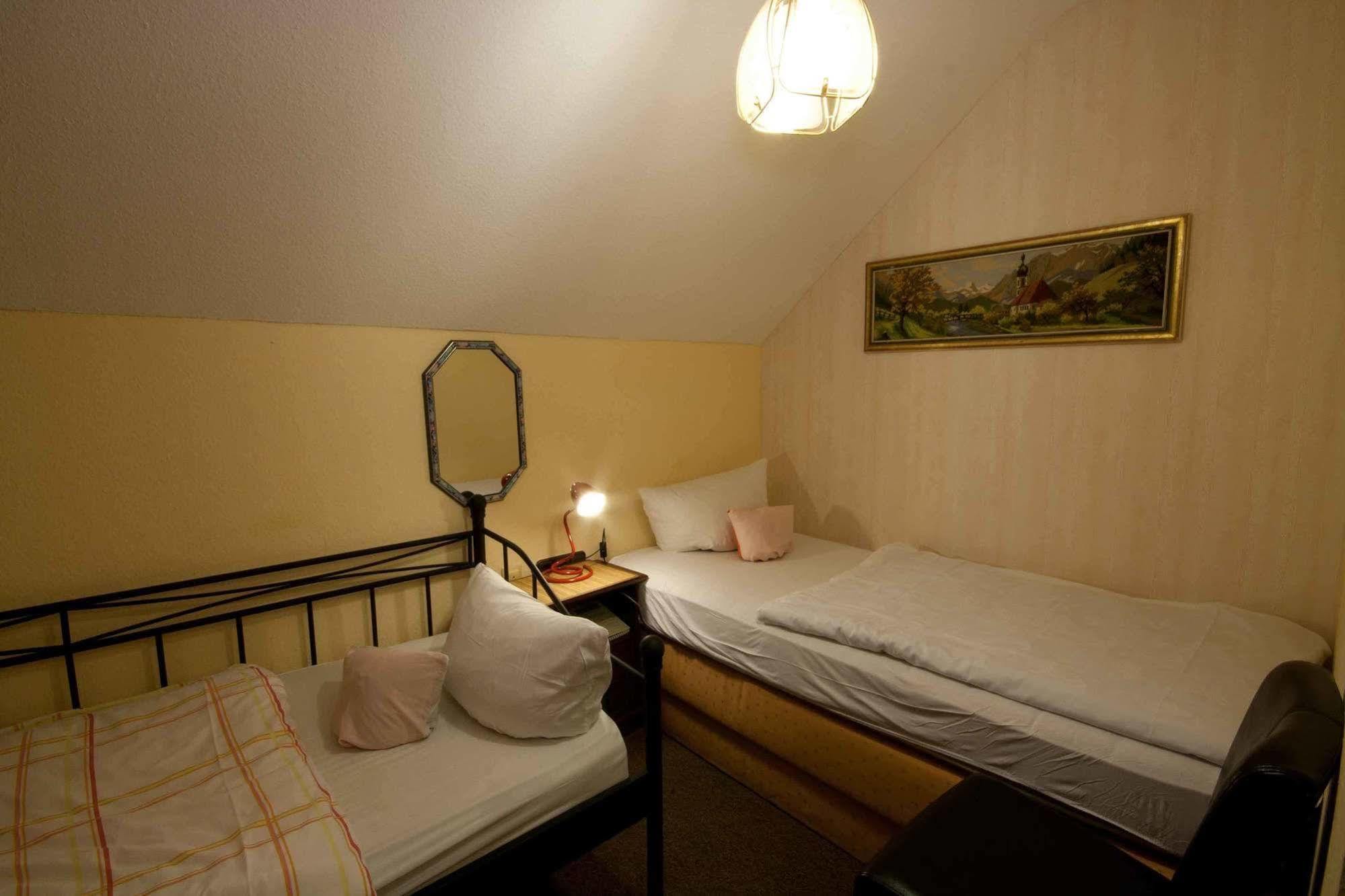 Hotel Attache Raunheim Dış mekan fotoğraf