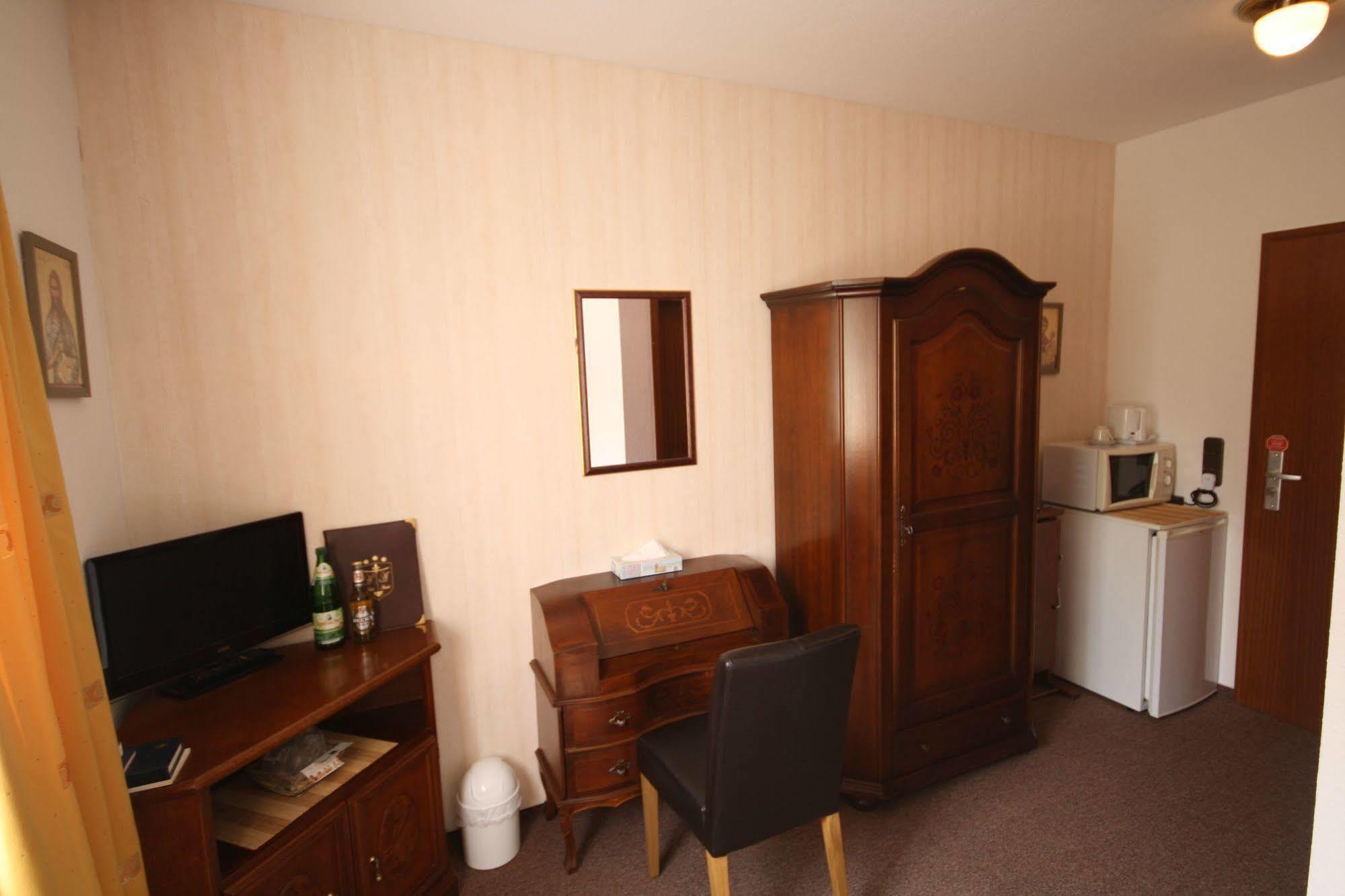Hotel Attache Raunheim Dış mekan fotoğraf